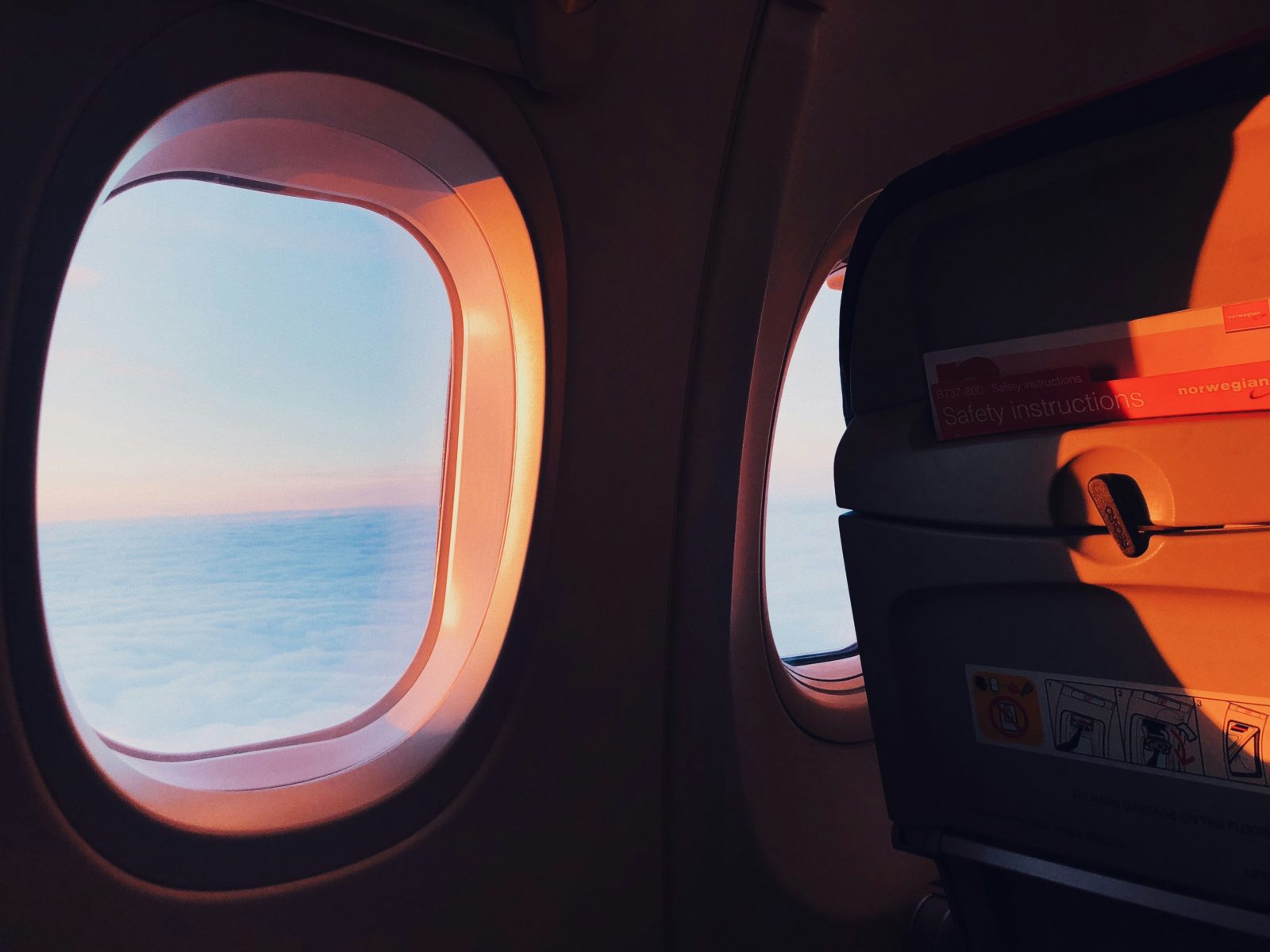Tips for Nervous Flyers: How to Stay Calm During a Flight