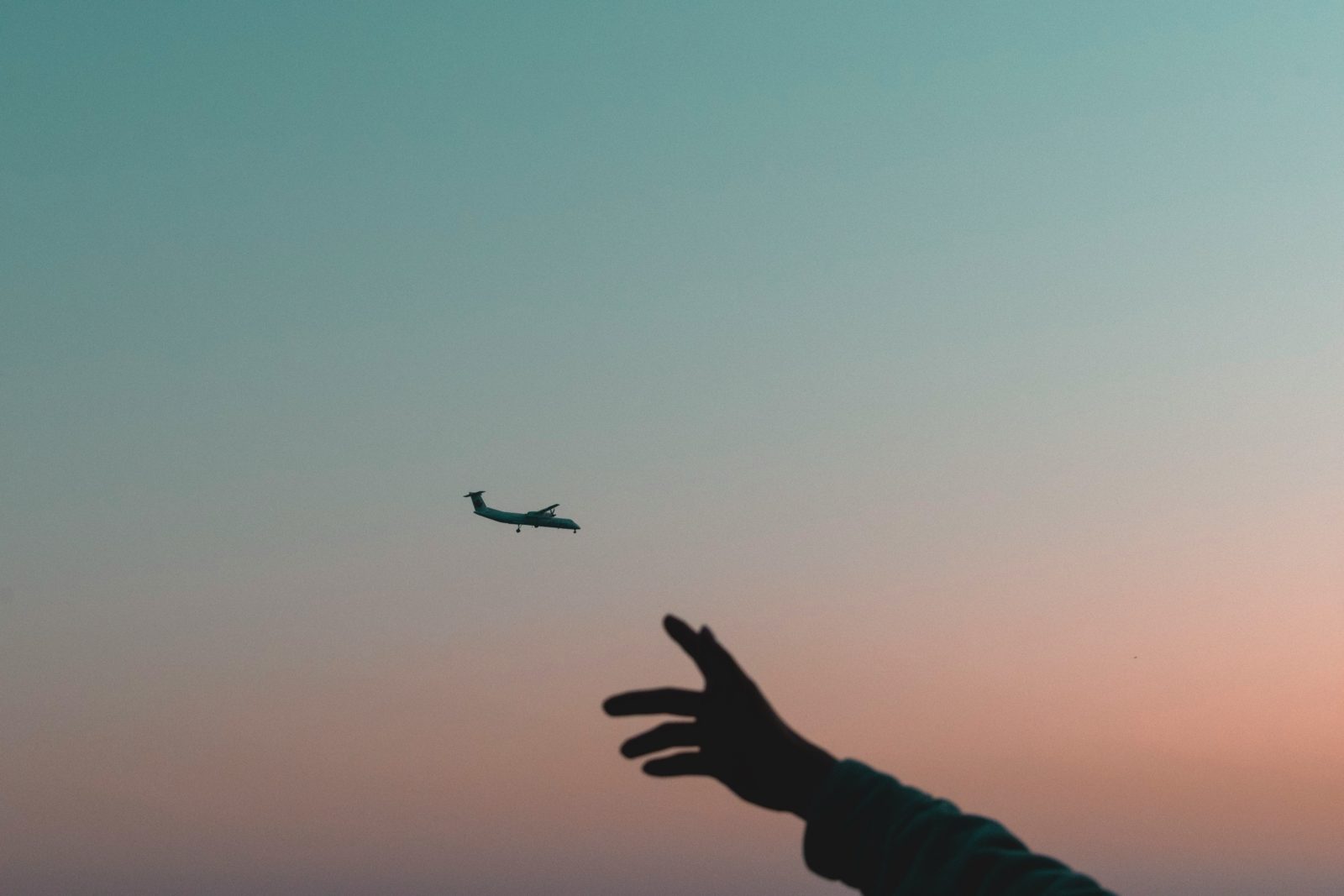 How to Calm Your Mind Before a Flight How to Calm Your Mind Before a Flight