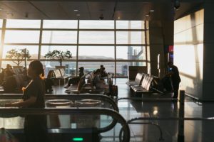 Consejos para Viajeros Nerviosos: Cómo Mantenerte Tranquilo en el Vuelo